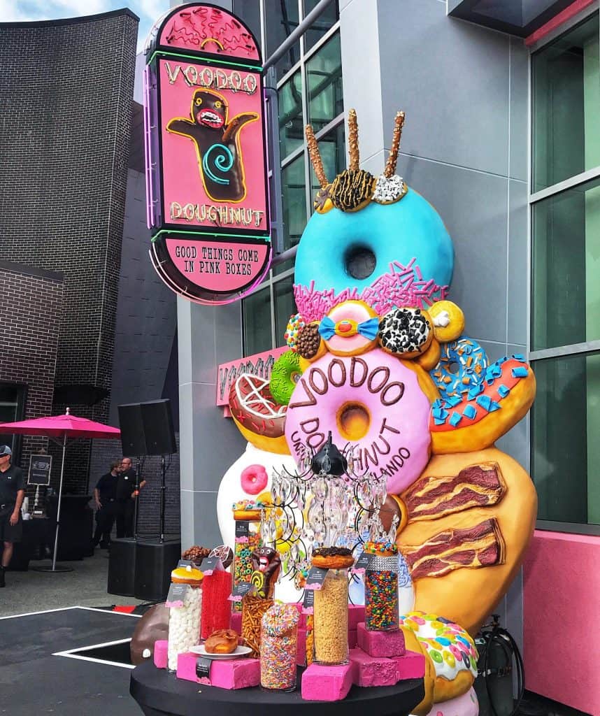 Voodoo Donuts at Universal Orlando City Walk